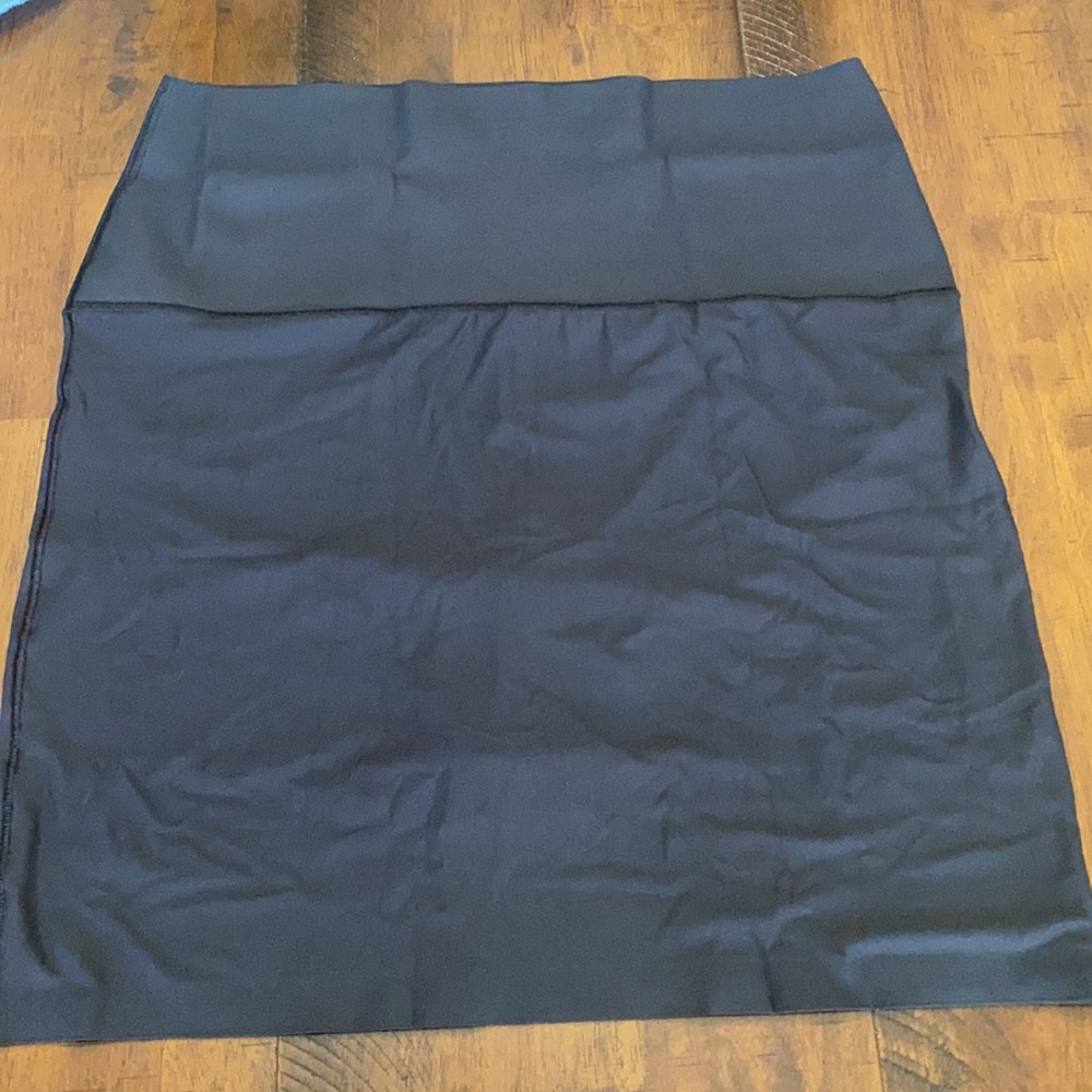 Maidenform Flexees Cool Comfort Half Slip - Picture 9 of 10